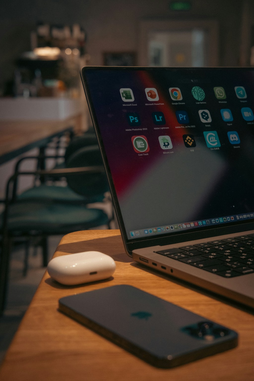 How to Save 10 Hours a Week Using AI Tools